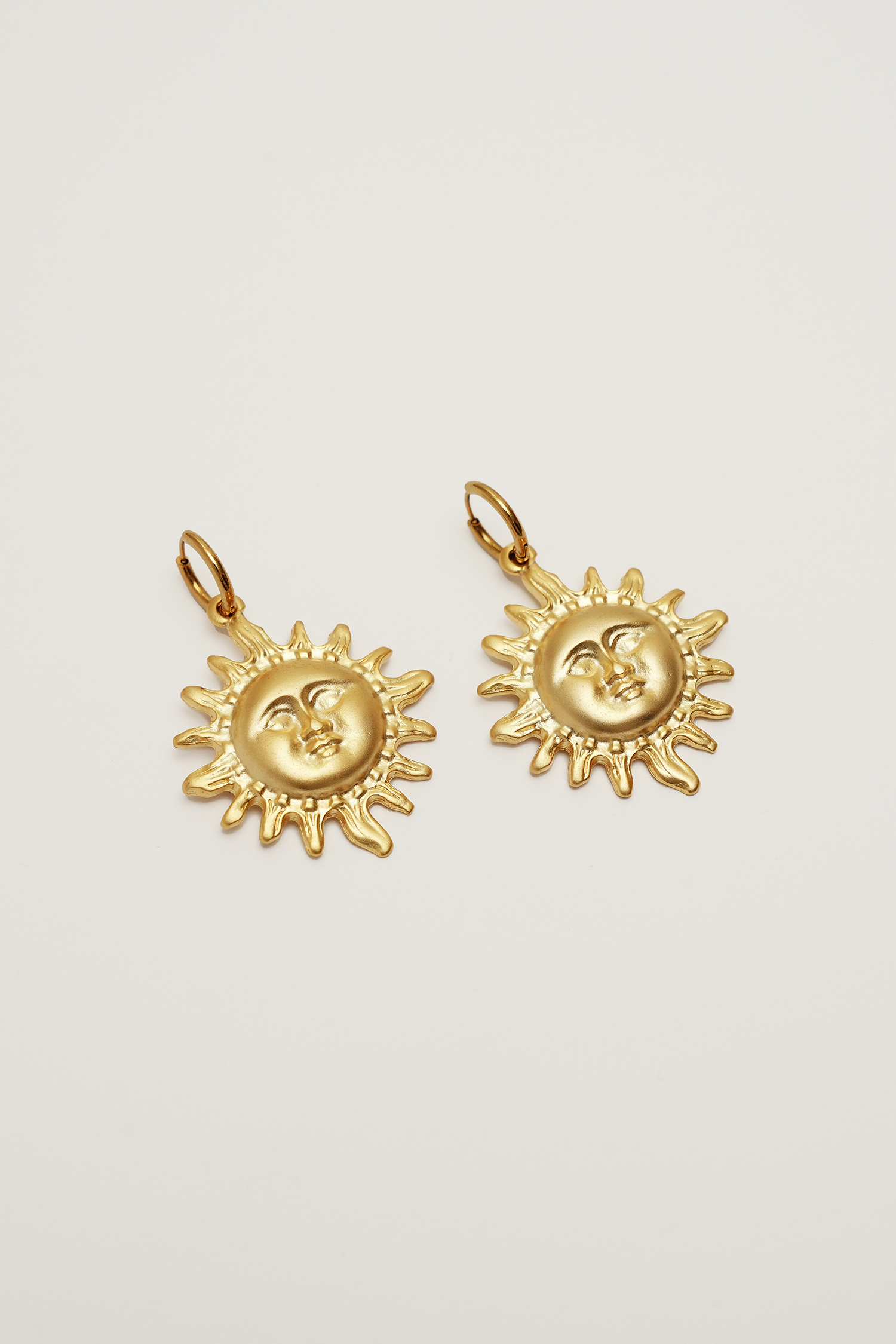 Sole Earrings